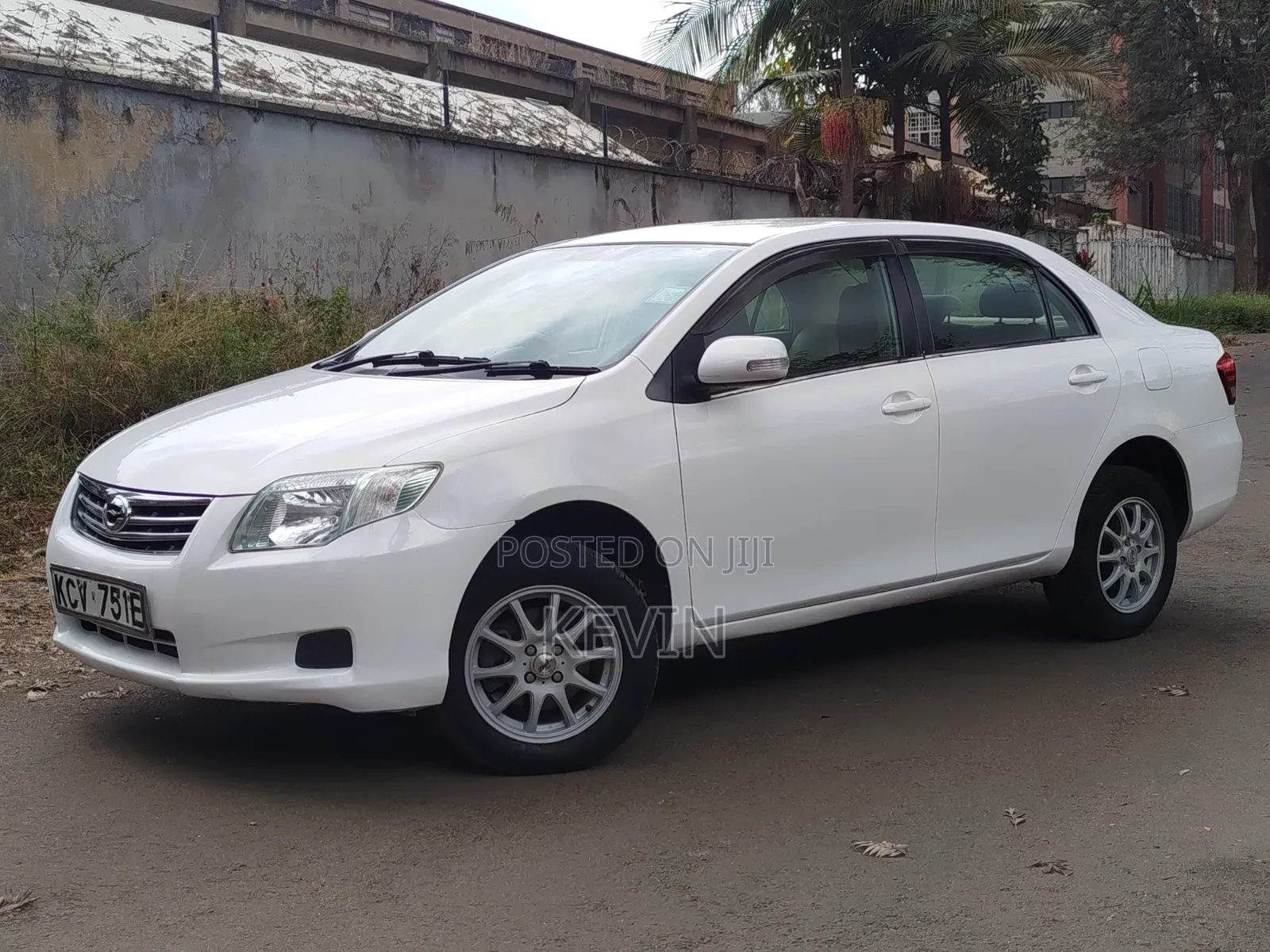 Toyota Axio 1.5 G 4WD 2012 White