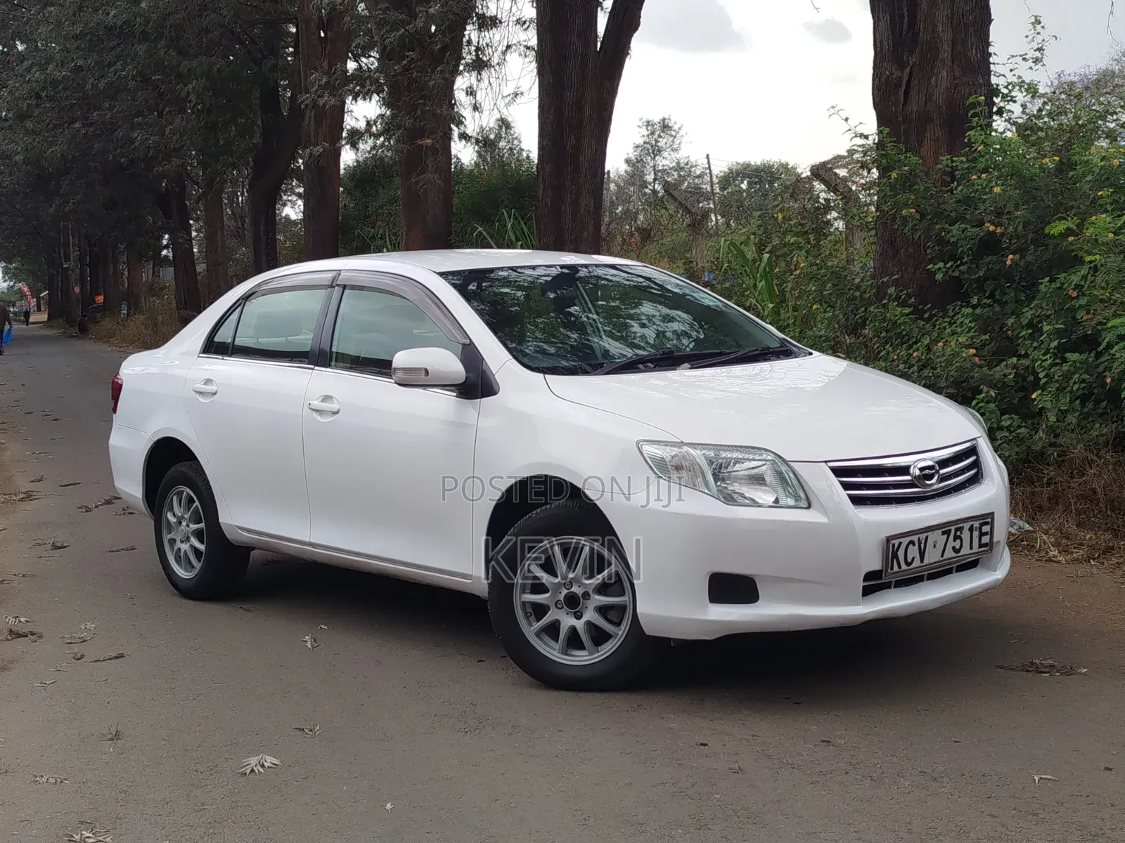 Toyota Axio 1.5 G 4WD 2012 White