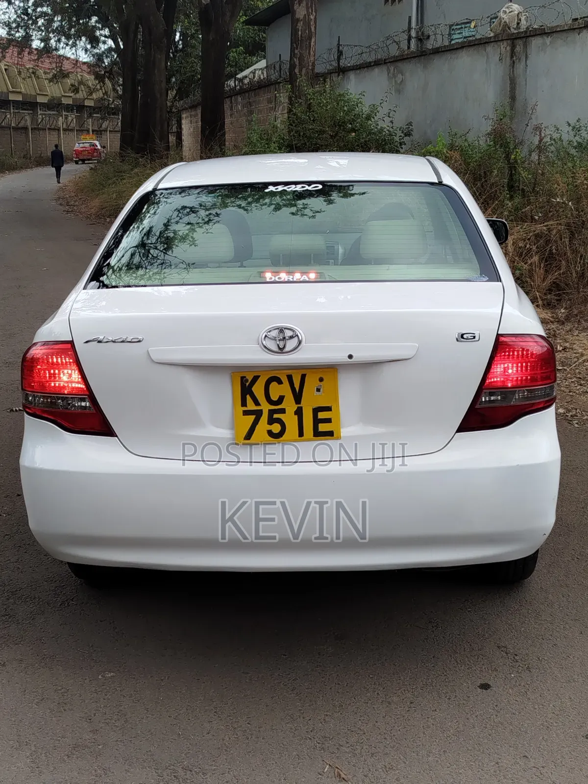 Toyota Axio 1.5 G 4WD 2012 White