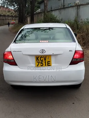 Toyota Axio 1.5 G 4WD 2012 White