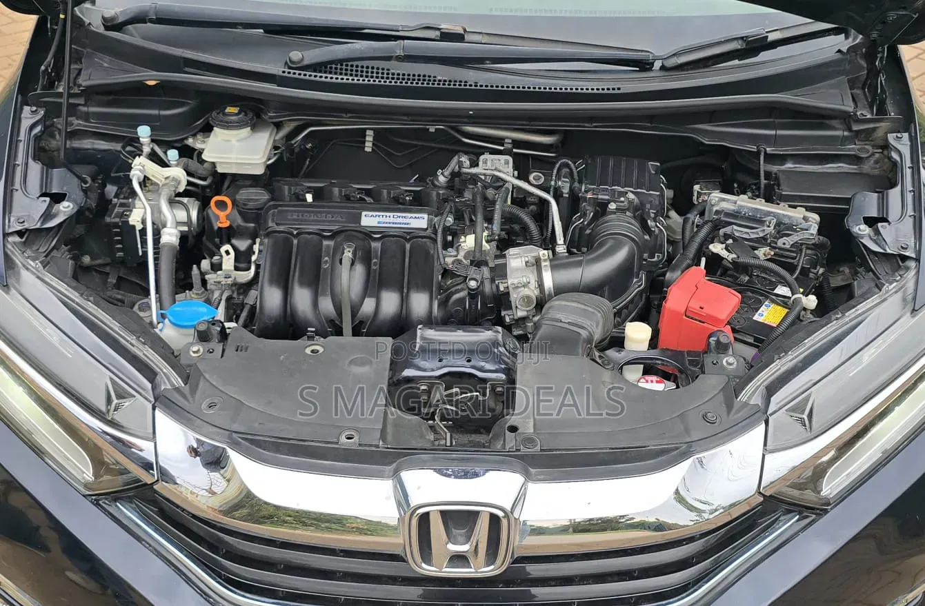 Honda Fit Shuttle 2019 Blue