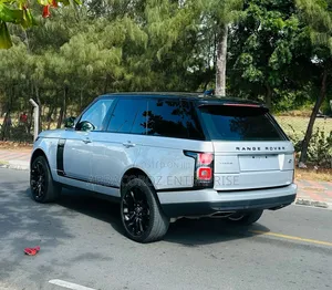 Land Rover Range Rover Vogue 2018 Silver