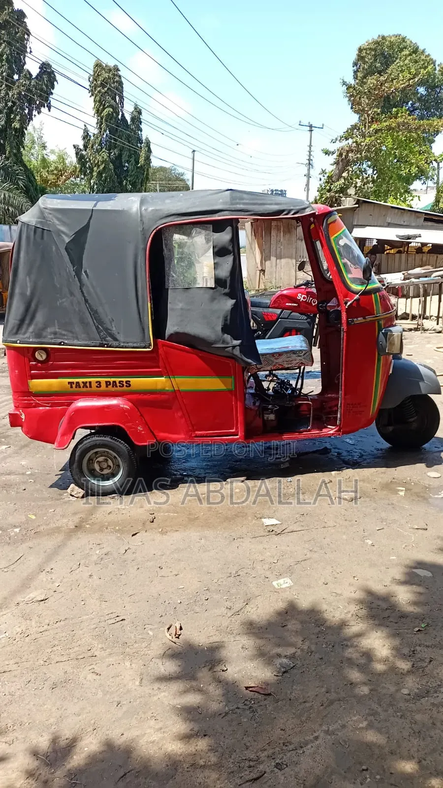 Piaggio 2021 Red