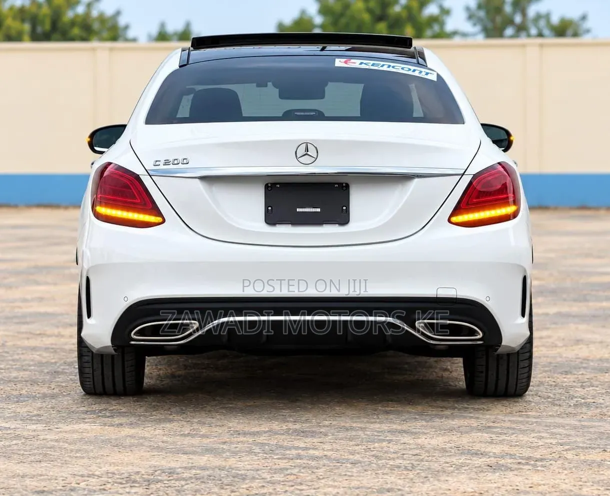 Mercedes-Benz C200 2019 White