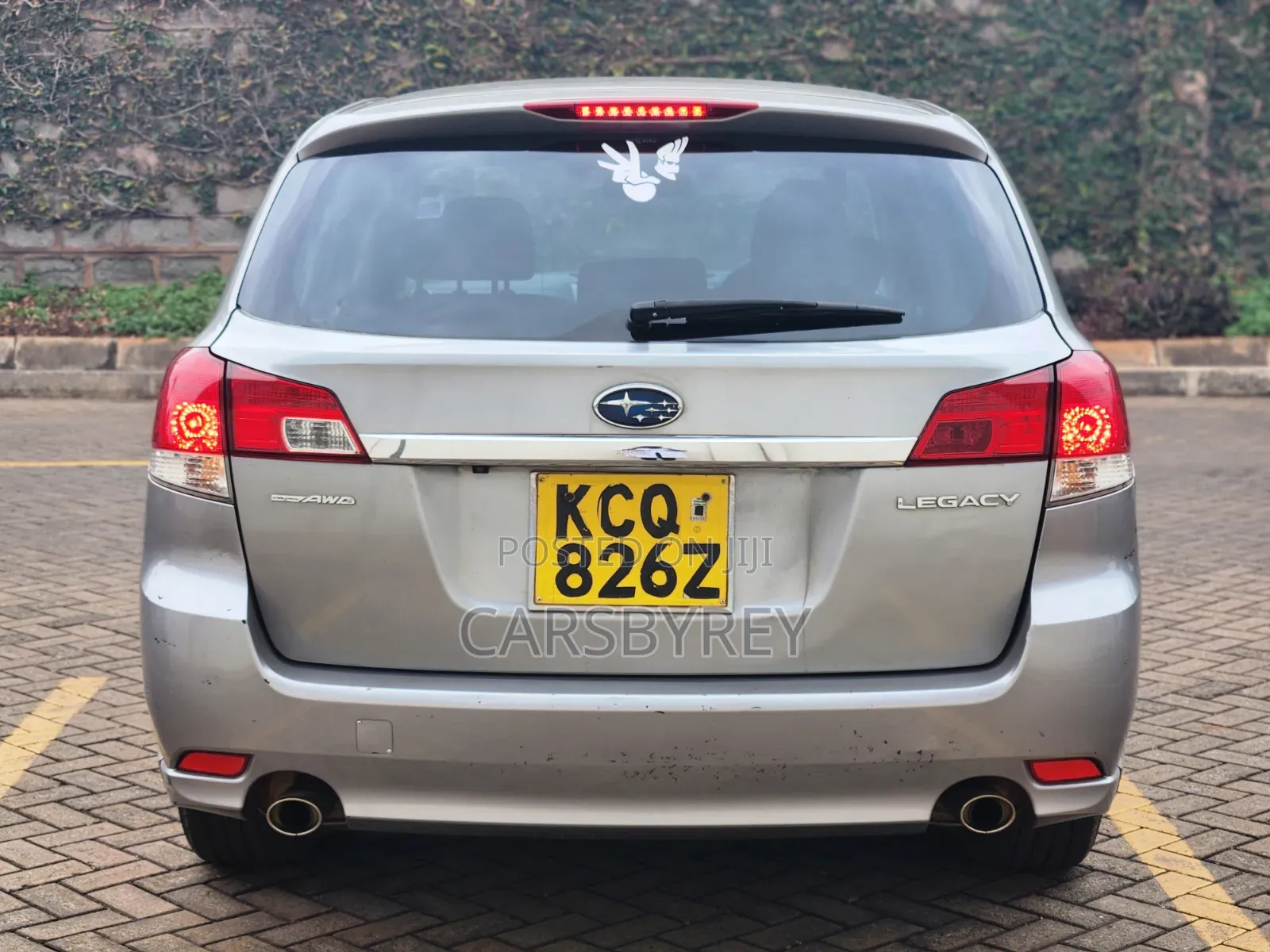 Subaru Legacy 2011 Silver