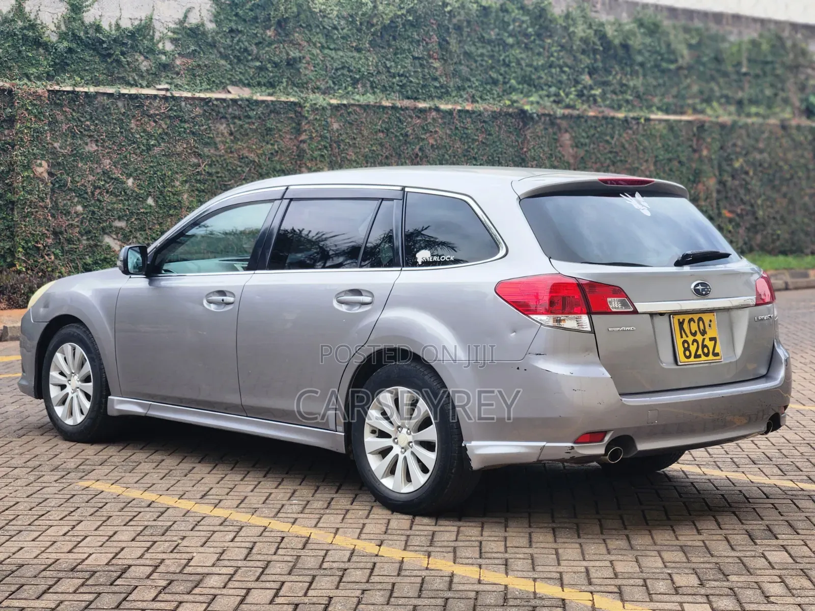 Subaru Legacy 2011 Silver