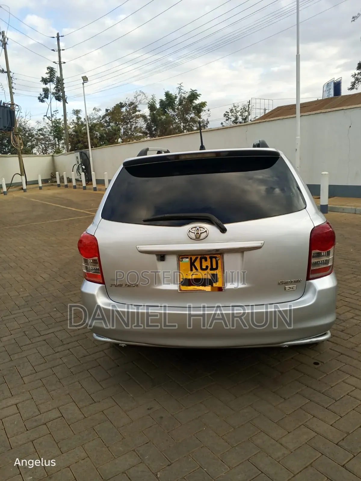 Toyota Corolla Fielder 1.5 Petrol AWD 2009 Silver