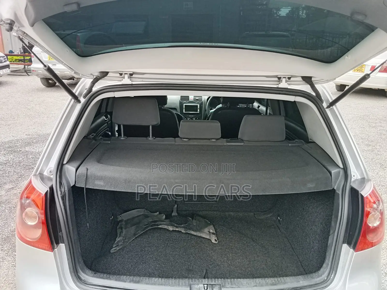 Volkswagen Golf 2005 Silver