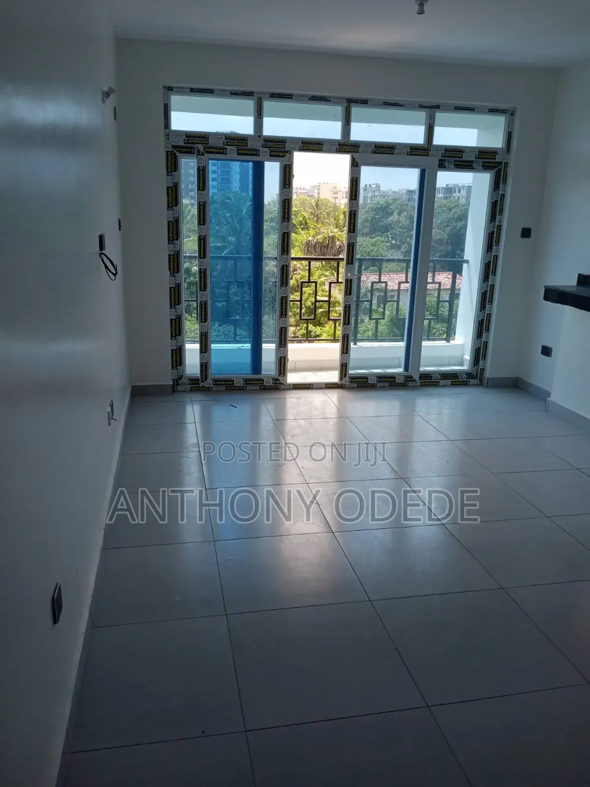 3bdrm Apartment in Tausi Residence, Nyali for sale