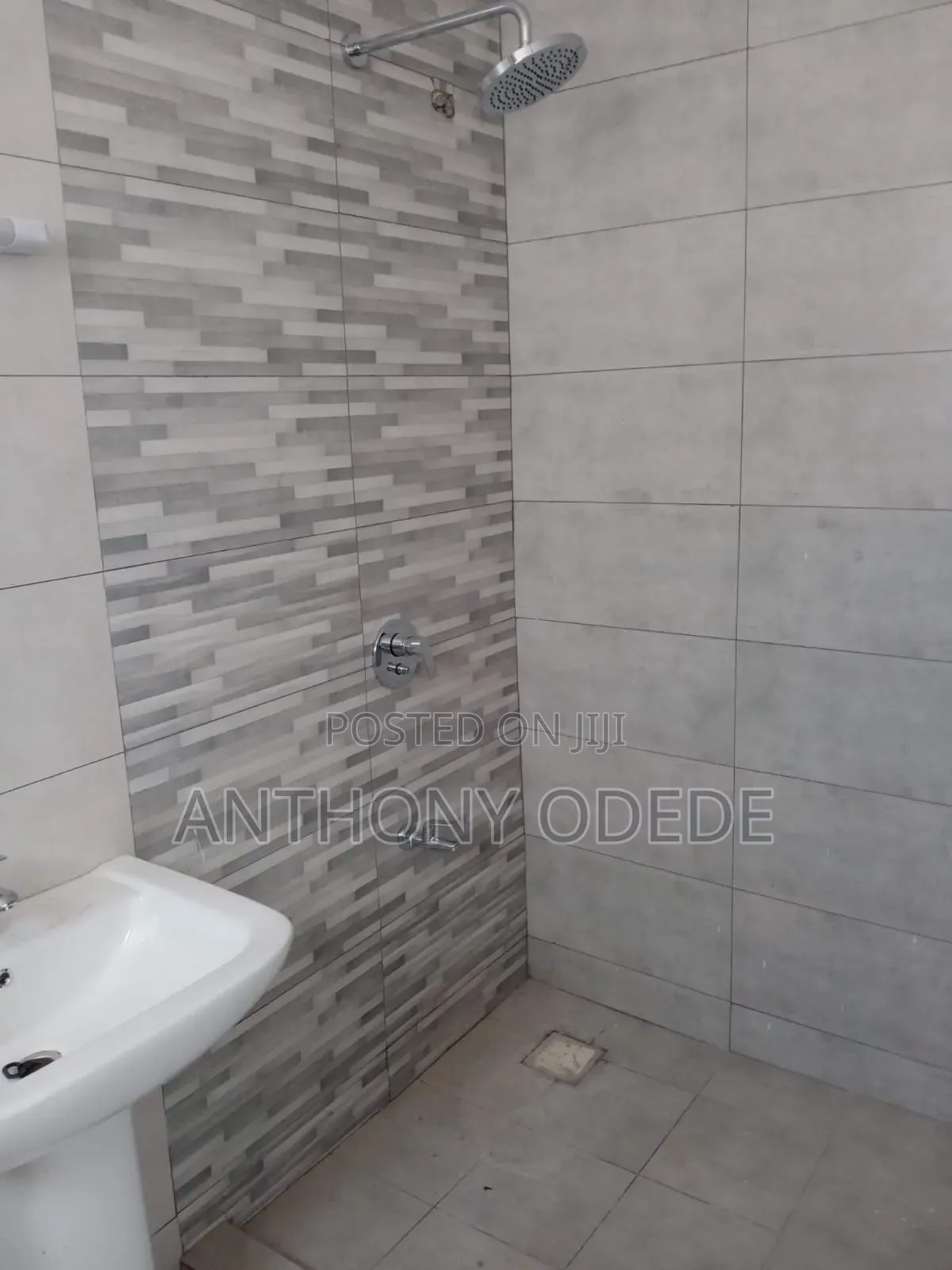 3bdrm Apartment in Tausi Residence, Nyali for sale