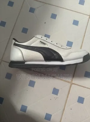 Men's Puma Joggers