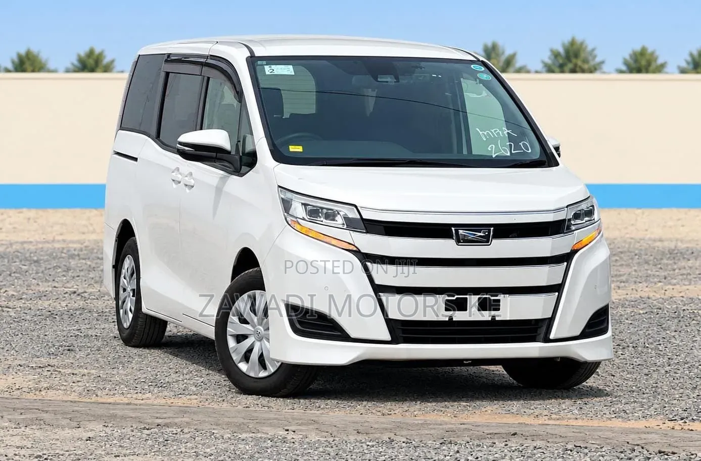 Toyota Noah 2.0 AWD (7 Seater) 2019 White