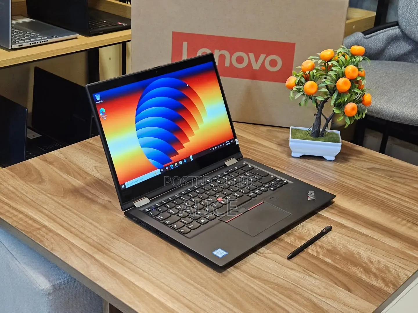 New Laptop Lenovo ThinkPad X390 Yoga 8GB Intel Core i5 SSD 256GB