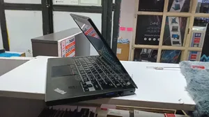 Laptop Lenovo ThinkPad X270 4GB Intel Core i3 HDD 1T