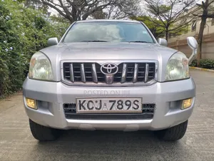 Toyota Land Cruiser Prado 2011 Silver
