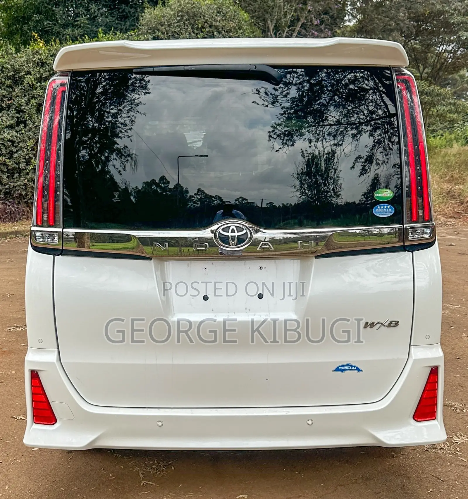 Toyota Noah 2019 White