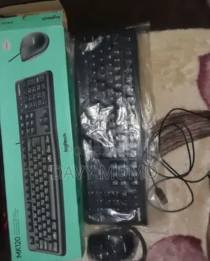 Desktop Computer Dell OptiPlex 7050 SFF 4GB Intel Core i3 HDD 500GB