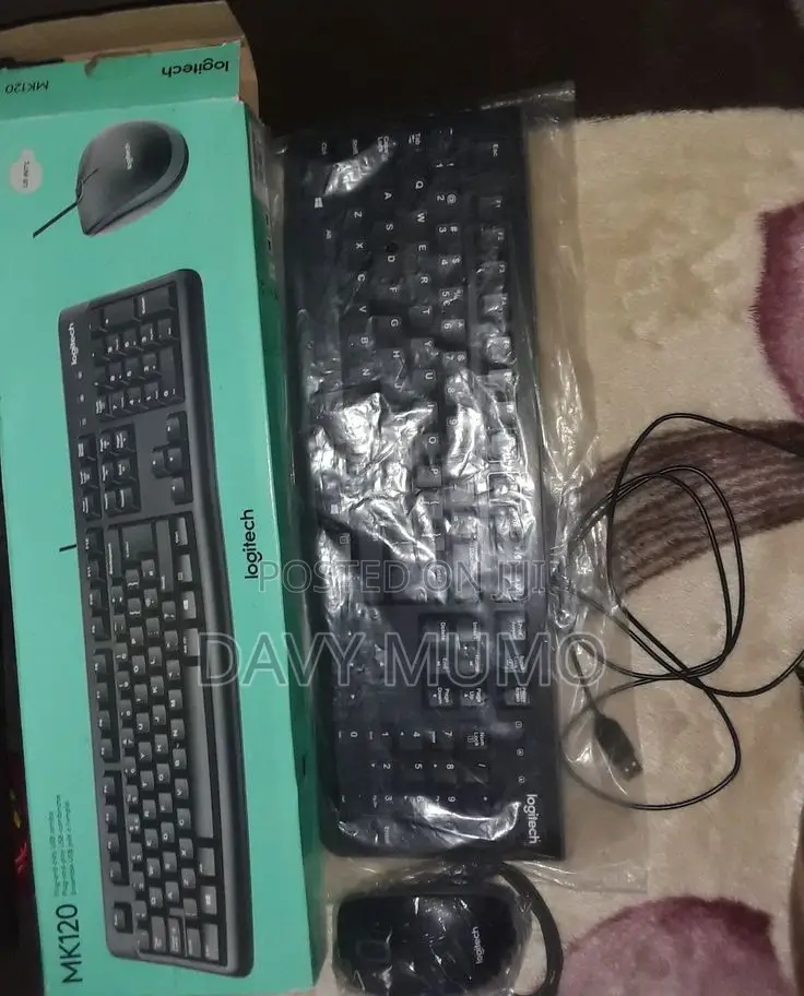 Desktop Computer Dell OptiPlex 7050 SFF 4GB Intel Core i3 HDD 500GB