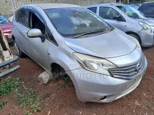 Nissan Note 2014 Silver