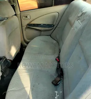 Nissan Sylphy 2001 Red