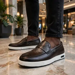 Lacoste Casual Loafers Coffee