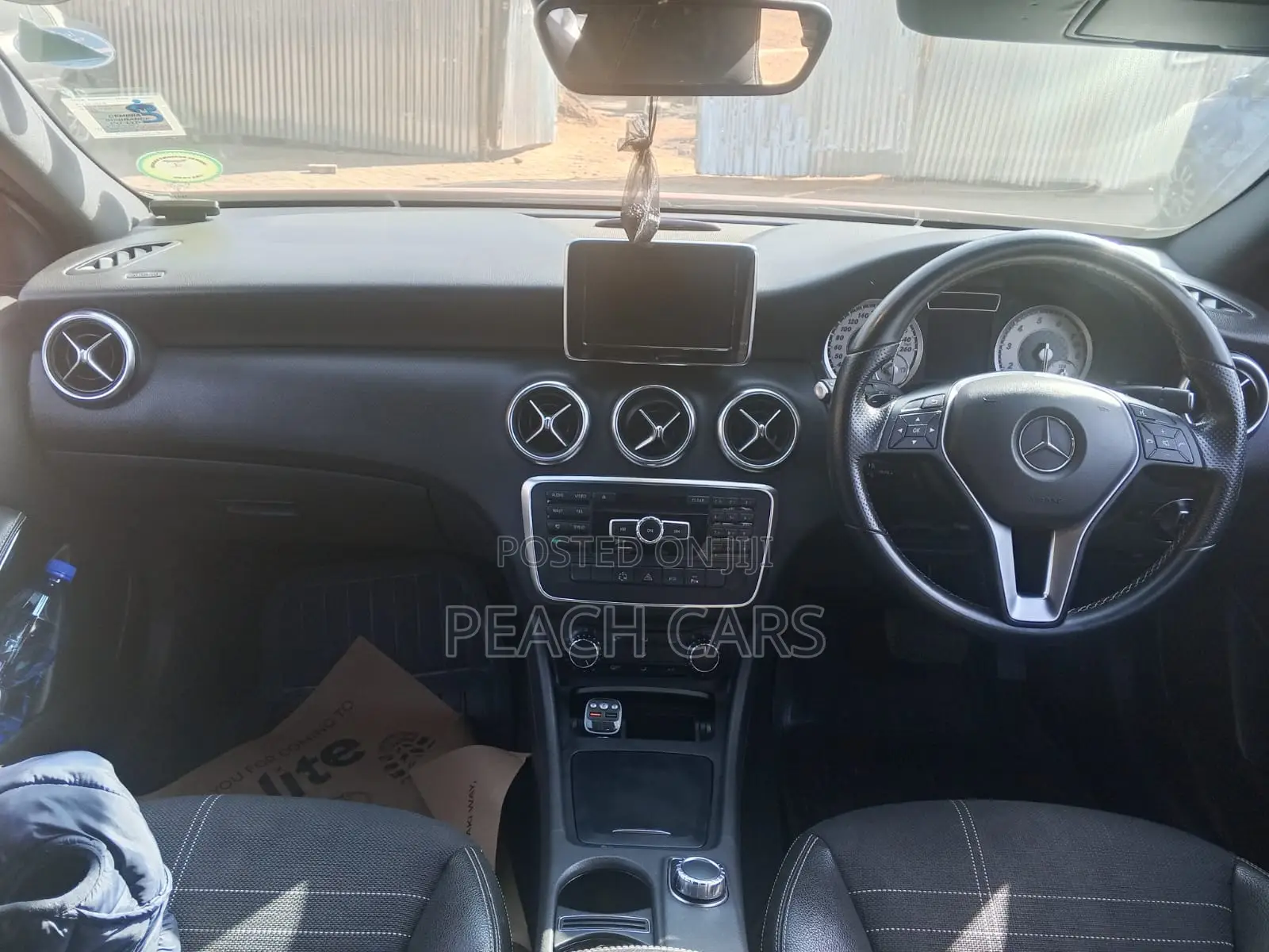 Mercedes-Benz A-Class 2014 Red