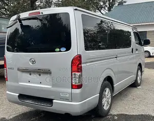 Toyota HiAce 2019 Silver