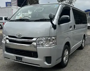 Toyota HiAce 2019 Silver