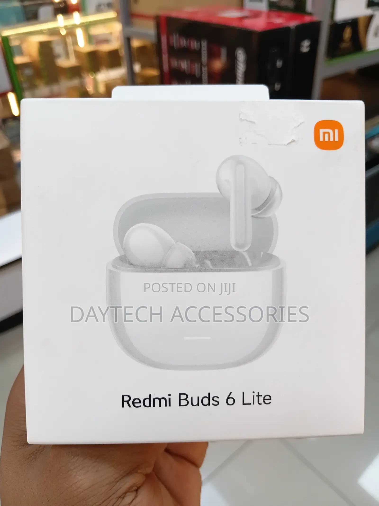 XIAOMI Redmi Buds 6 Lite, Earbuds 45mAh Battery Charging Case.