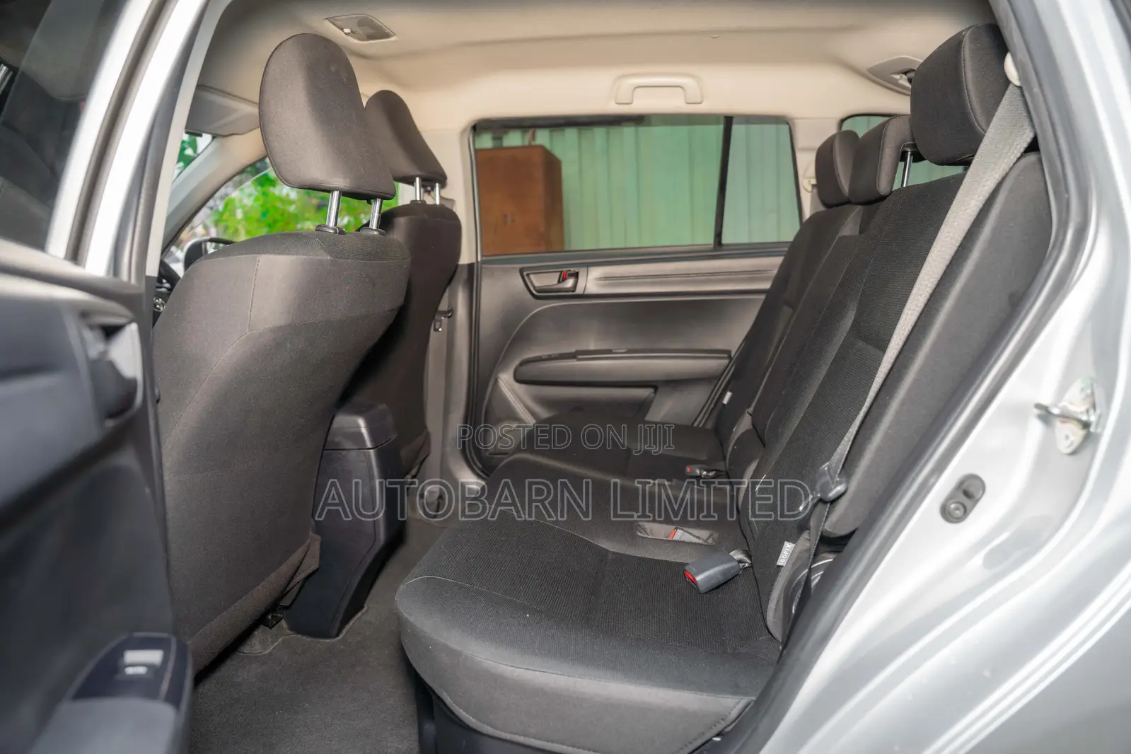 Toyota Corolla Fielder 1.5 Hybrid FWD 2020 Silver
