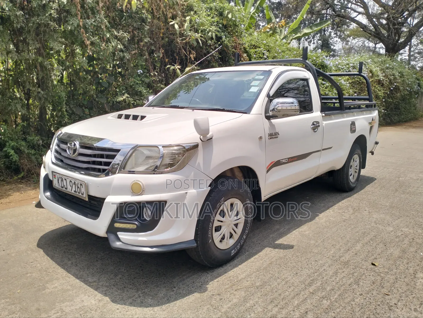 Toyota Hilux 2015 White