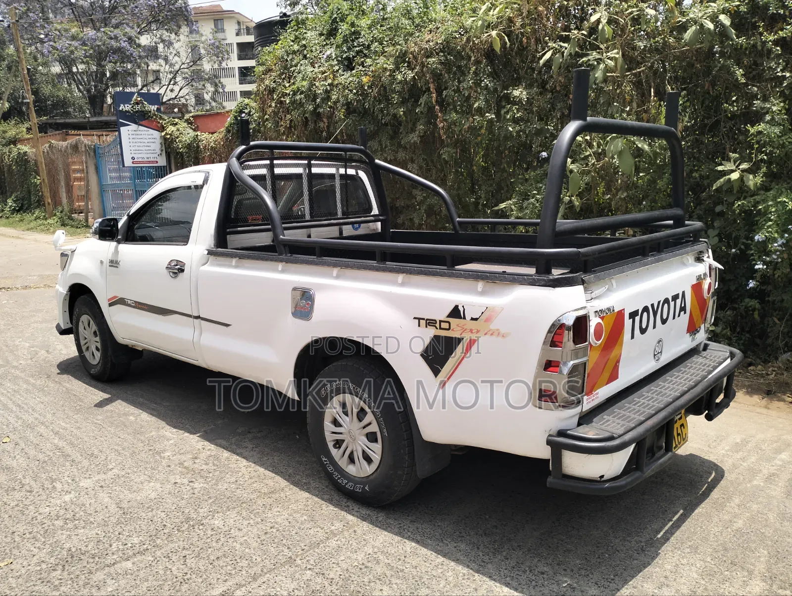 Toyota Hilux 2015 White