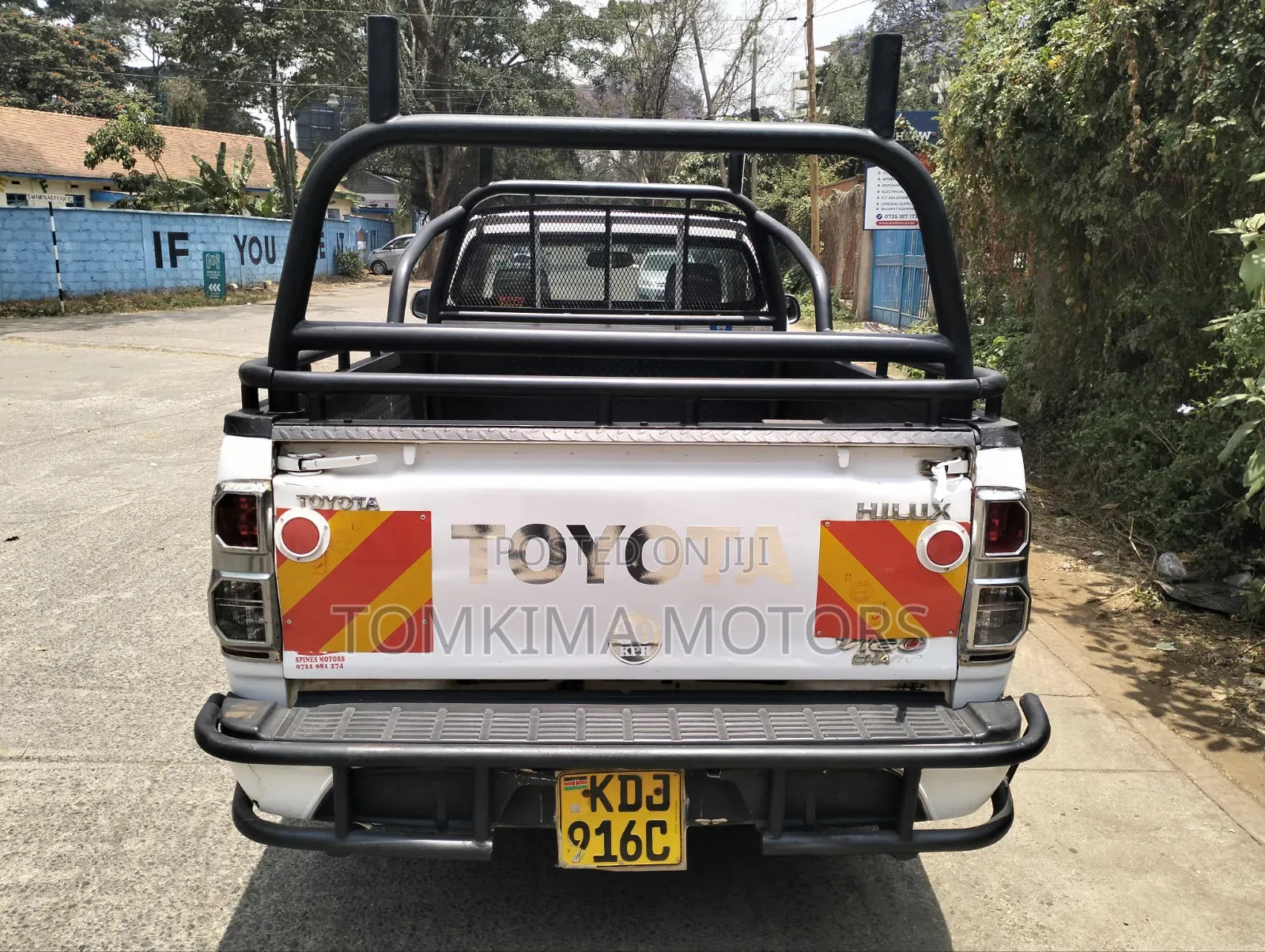 Toyota Hilux 2015 White