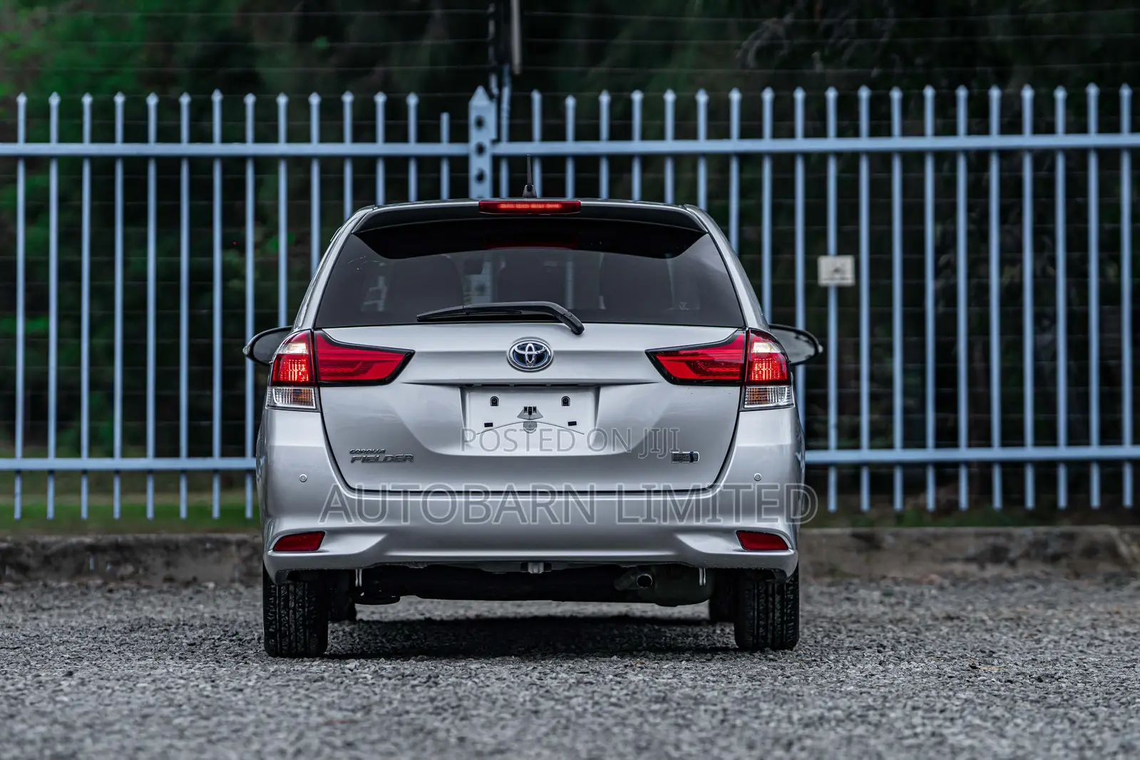Toyota Corolla Fielder 1.5 Hybrid FWD 2020 Silver