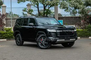 Toyota Land Cruiser LC300 2023 Black