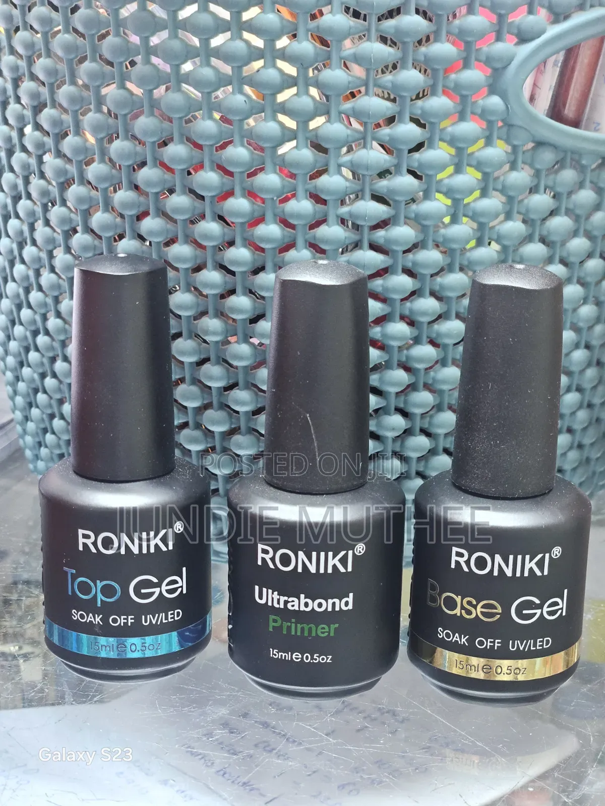 Roniki Gell Polish