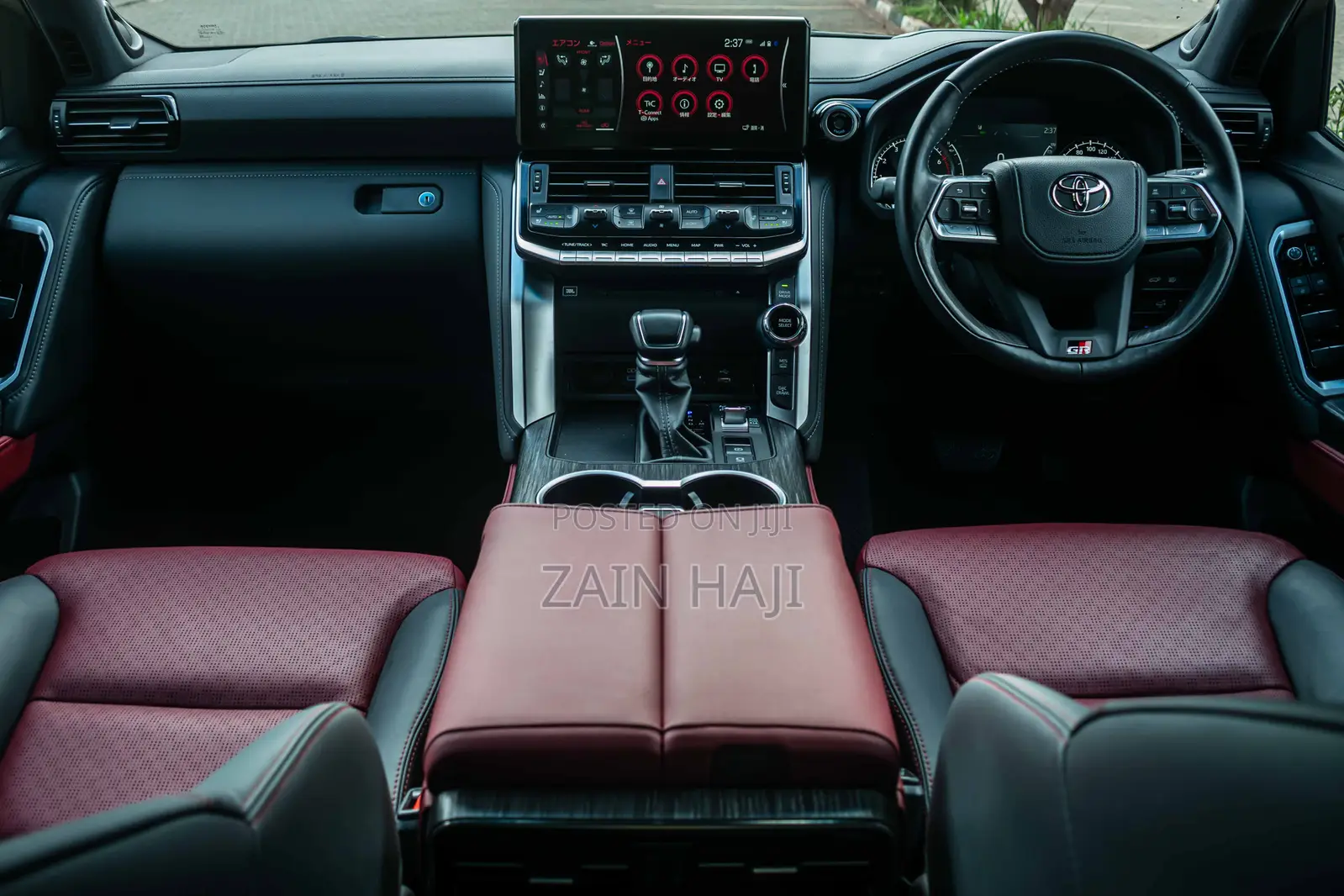 Toyota Land Cruiser LC300 2023 Black