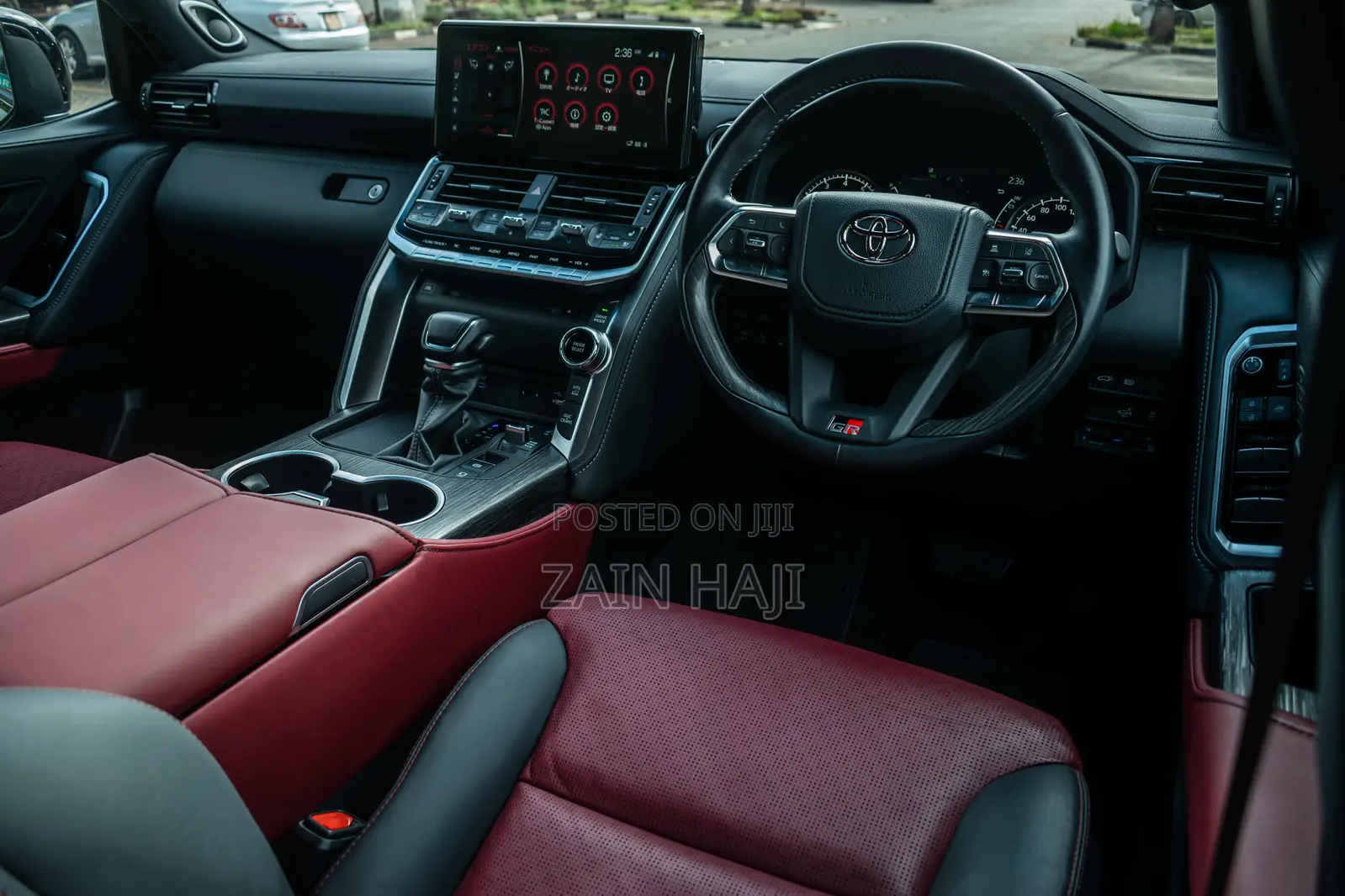 Toyota Land Cruiser LC300 2023 Black
