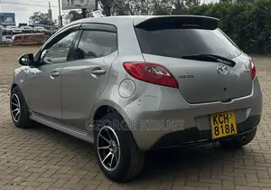 Mazda Demio 2009 Gray