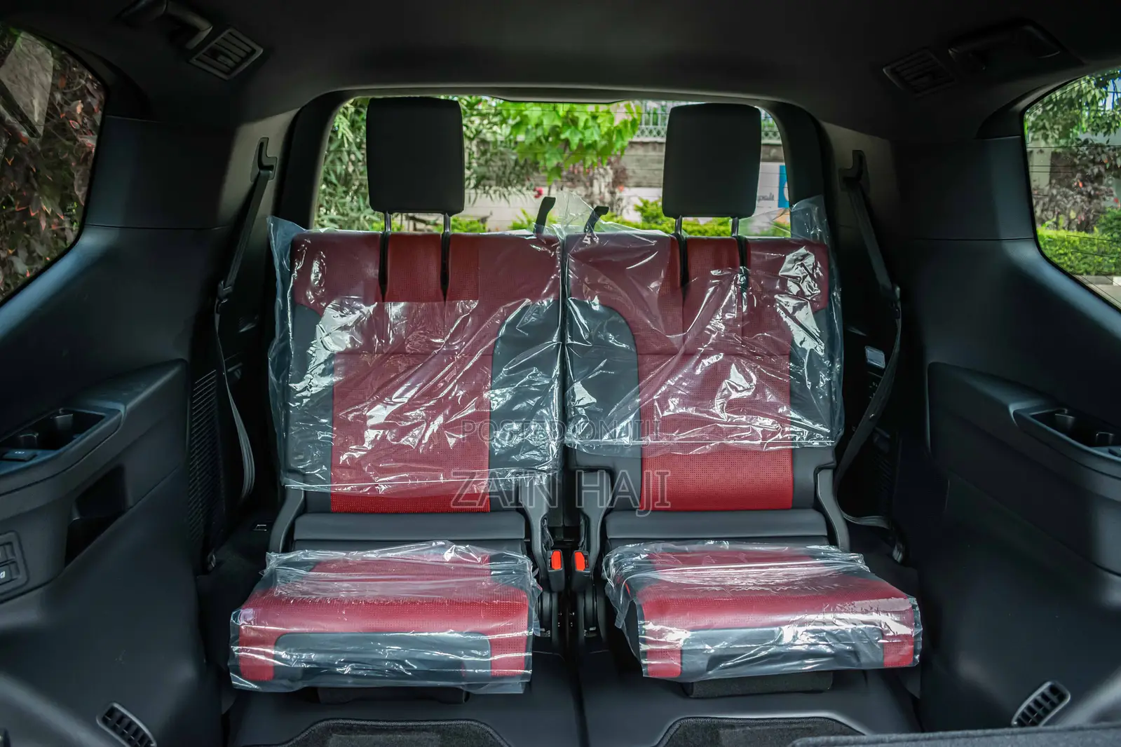 Toyota Land Cruiser LC300 2023 Black