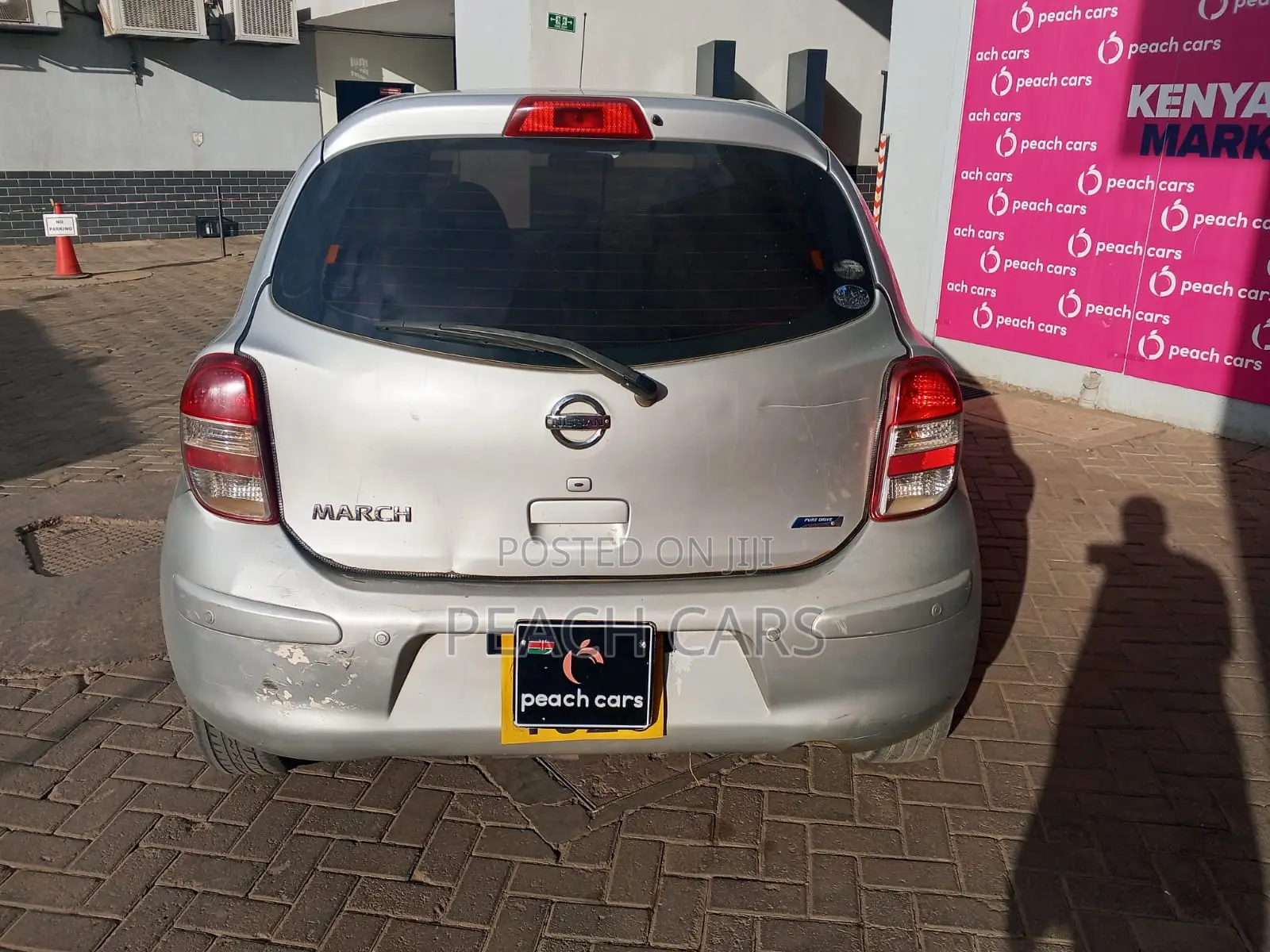 Nissan March 2011 Silver