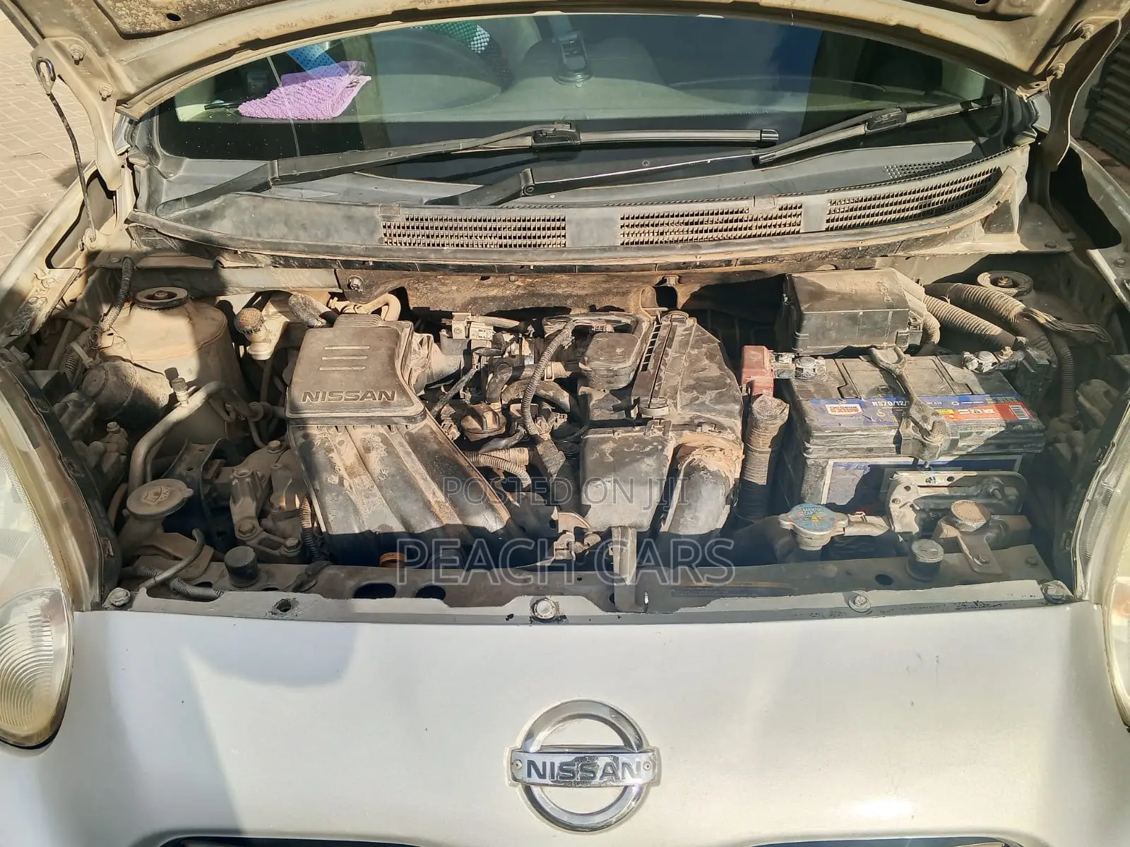 Nissan March 2011 Silver