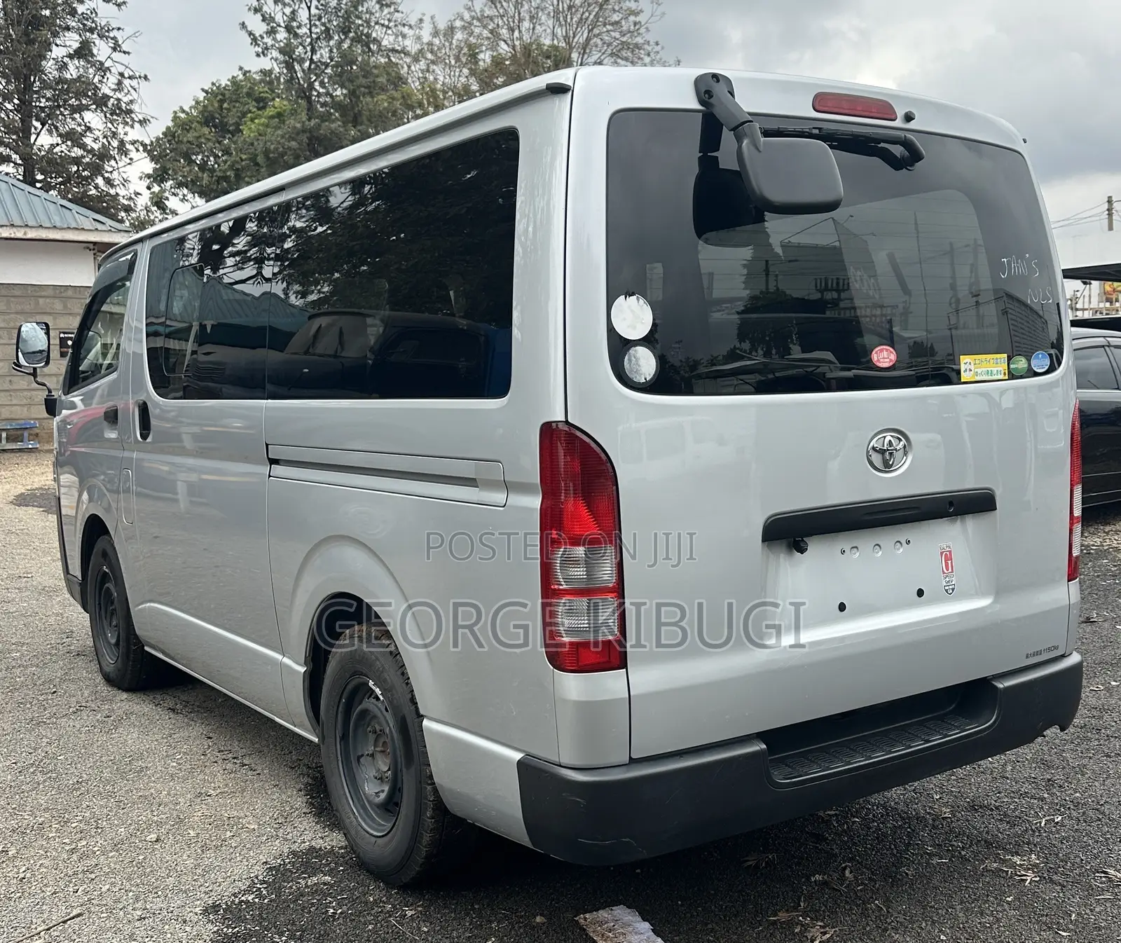 Toyota HiAce 2019