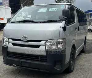 Toyota HiAce 2019
