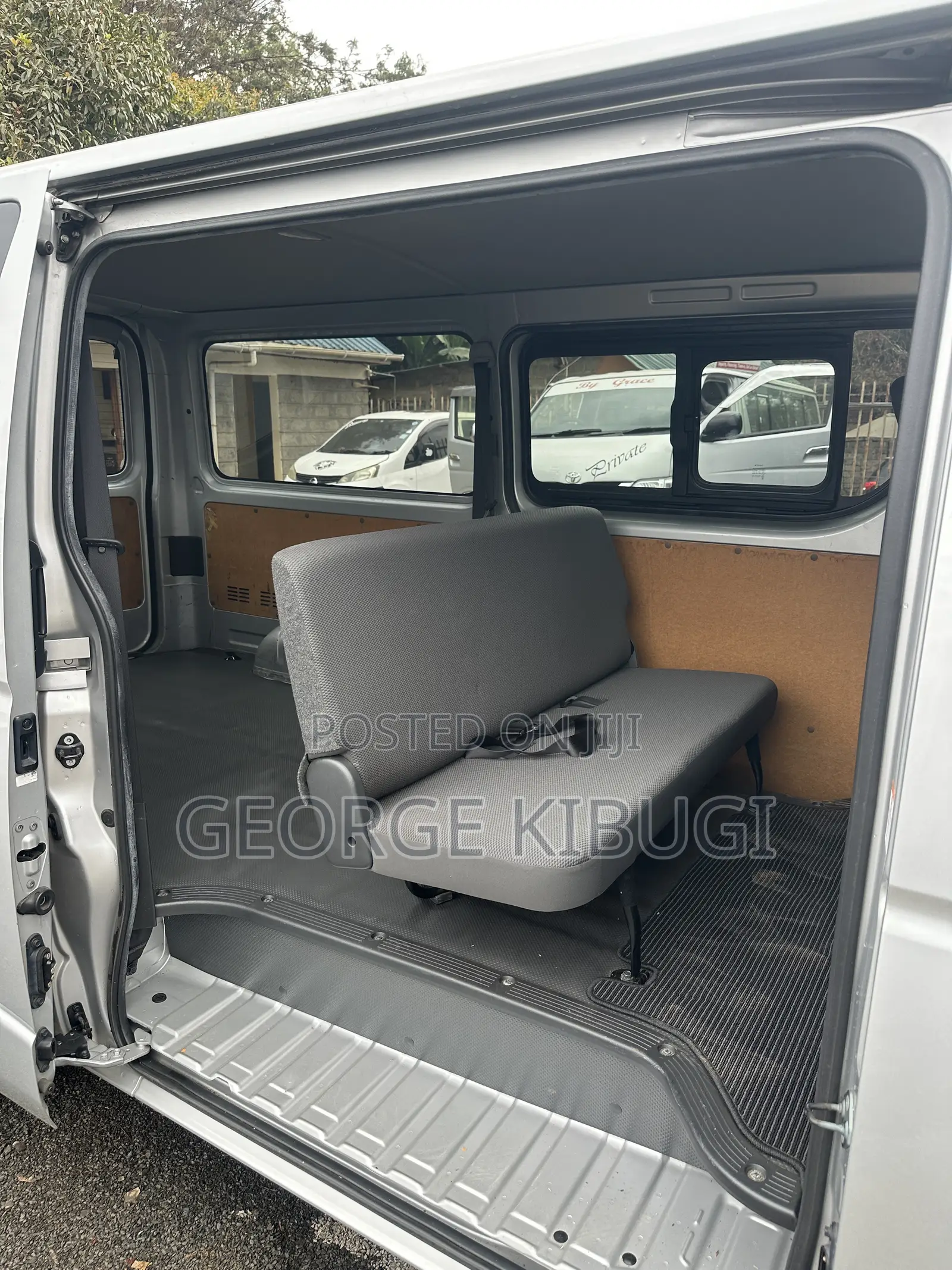Toyota HiAce 2019