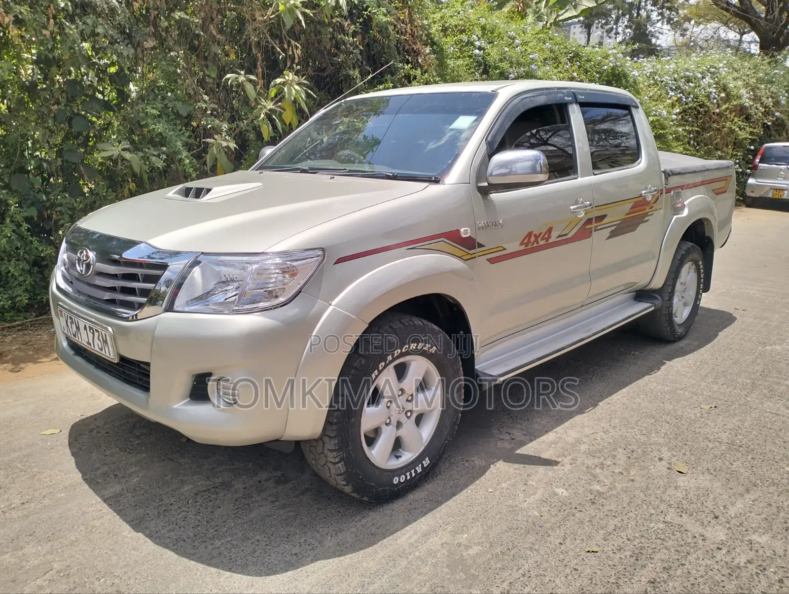 Toyota Hilux 2010 Gold