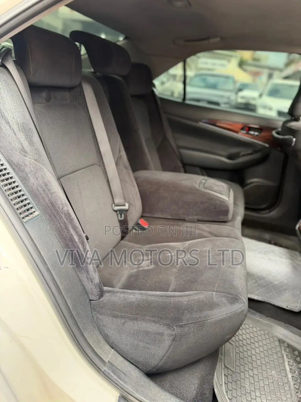 Toyota Crown 2015 White