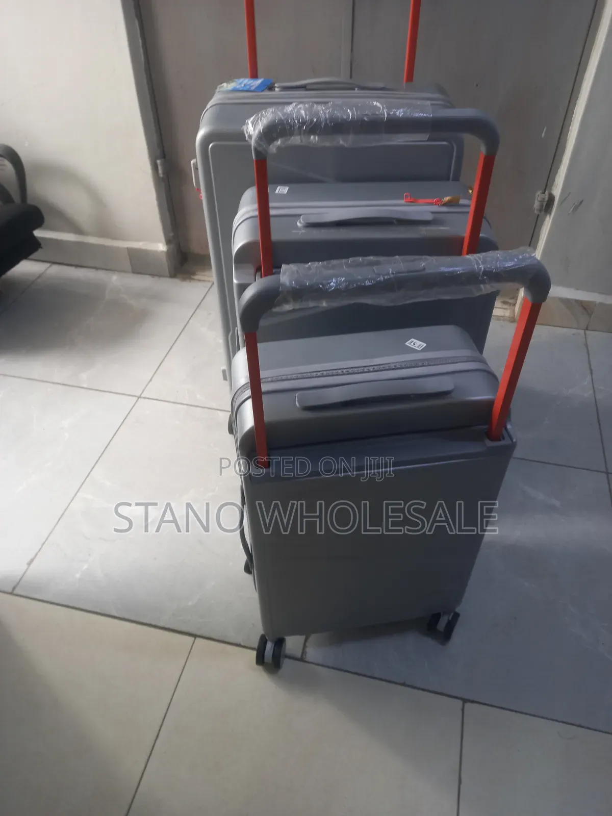 Ruber 3 in Suitcase
