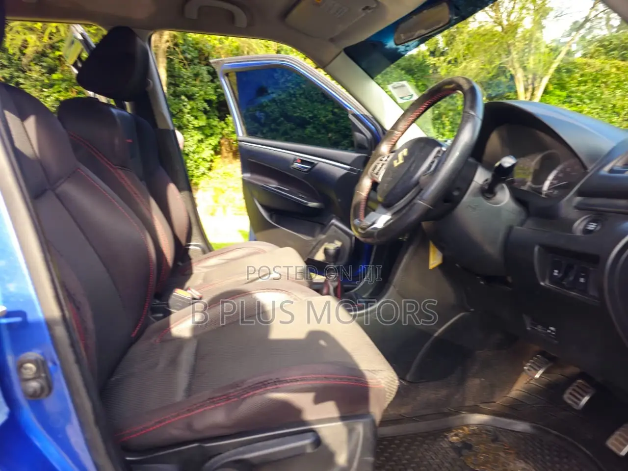 Suzuki Swift 2012 Blue