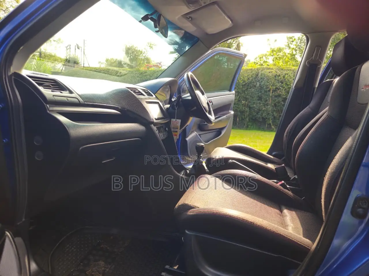Suzuki Swift 2012 Blue